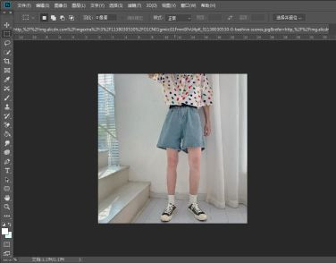 Ps如何制作长腿特效?