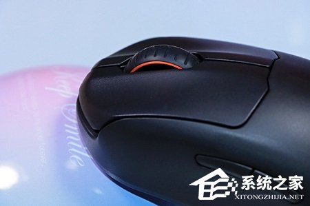 鼠标自己在屏幕上乱动怎么回事?