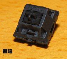 什么轴的机械键盘适合玩游戏？